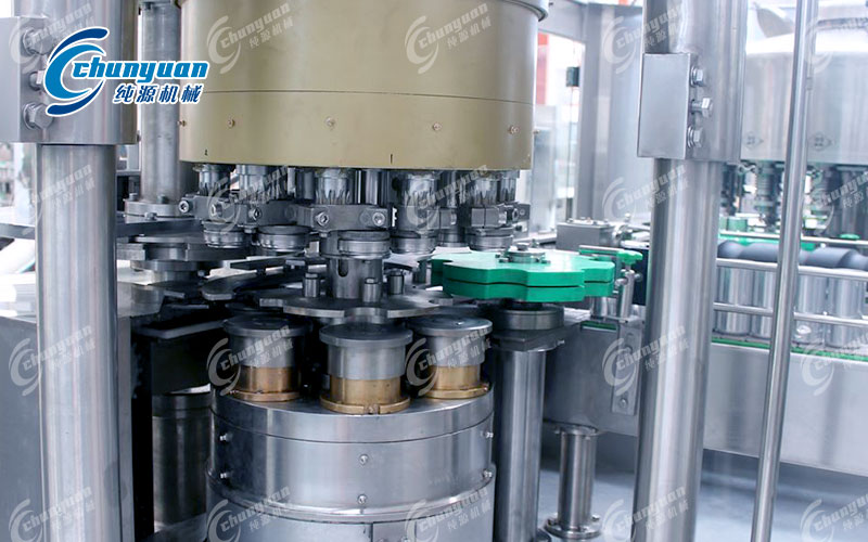 易拉罐碳酸飲料灌裝機(jī)-4